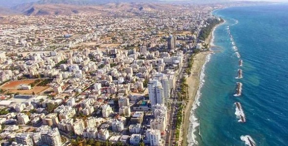 Υπογραφή νέας σύμβασης στην Κύπρο